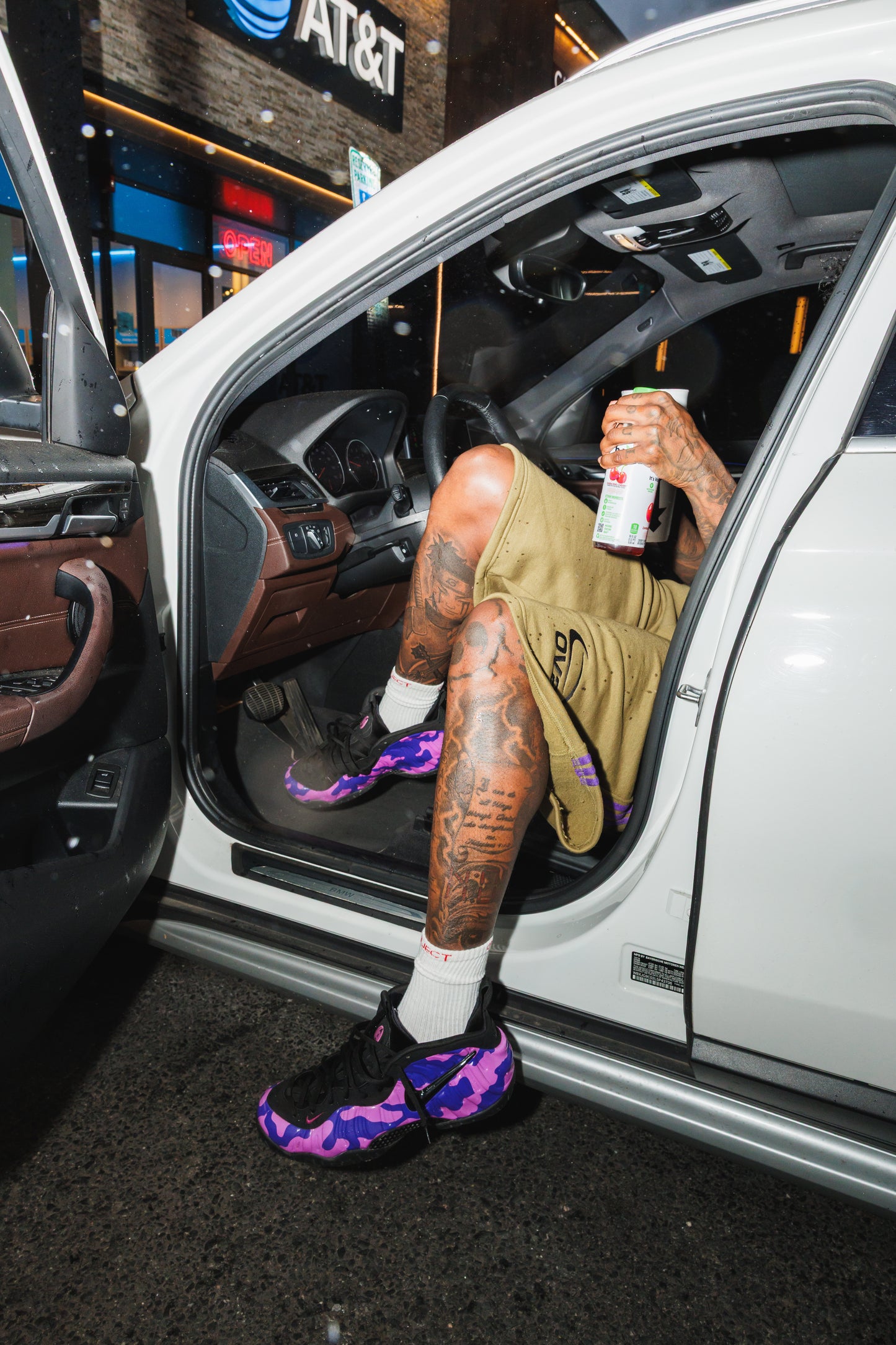 OV2 TECH SWEATSHORTS