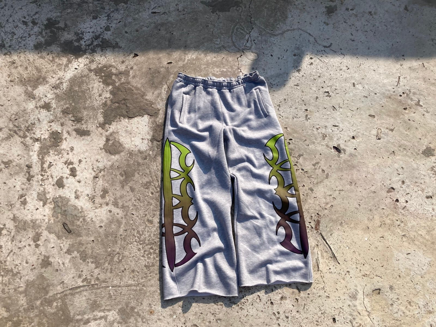 HOLY GRAIL SWEATSUIT